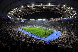 洛夫顿伤退，上海男篮有麻烦了？